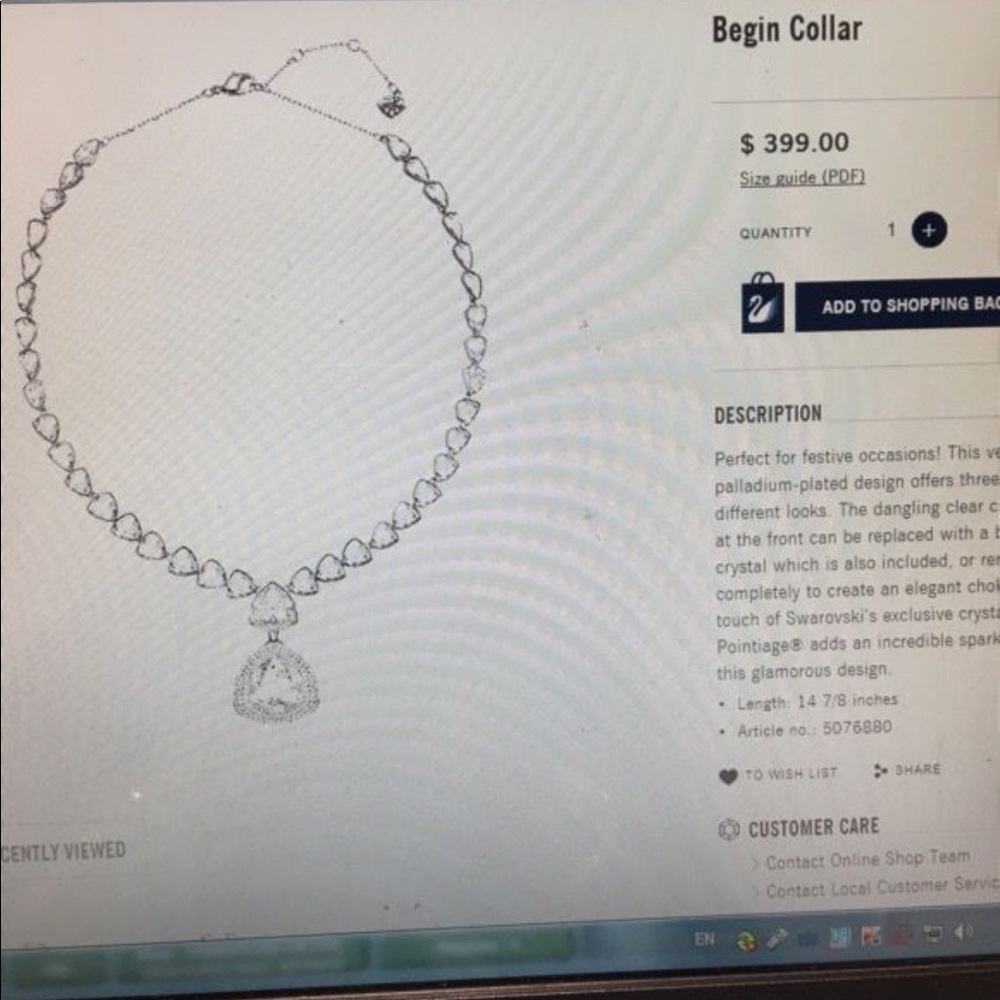 Beautifullll Swarovski necklace